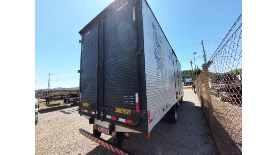 VOLKSWAGEN - 8-150 - 1998/1998 - Branca - Sob Consulta