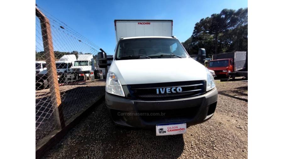 IVECO - DAILY - 2011/2011 - Branca - Sob Consulta