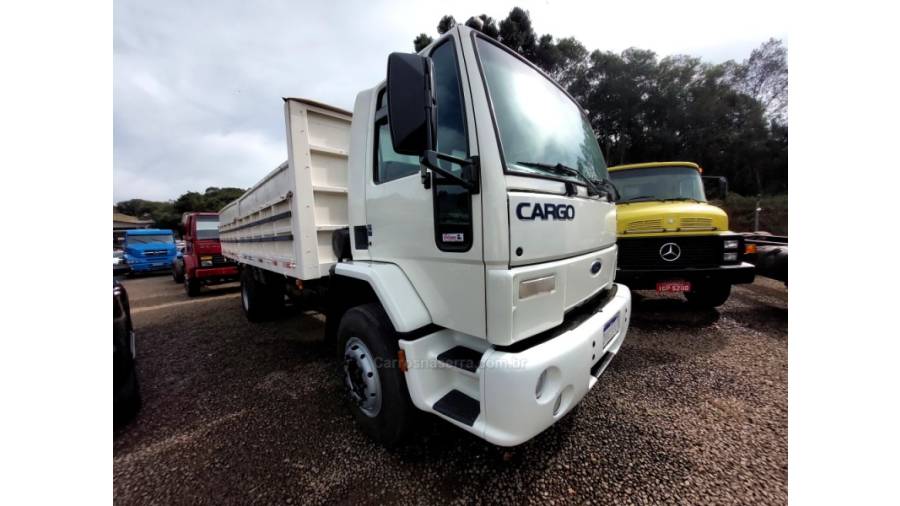 FORD - CARGO 1517 - 2005/2005 - Branca - Sob Consulta