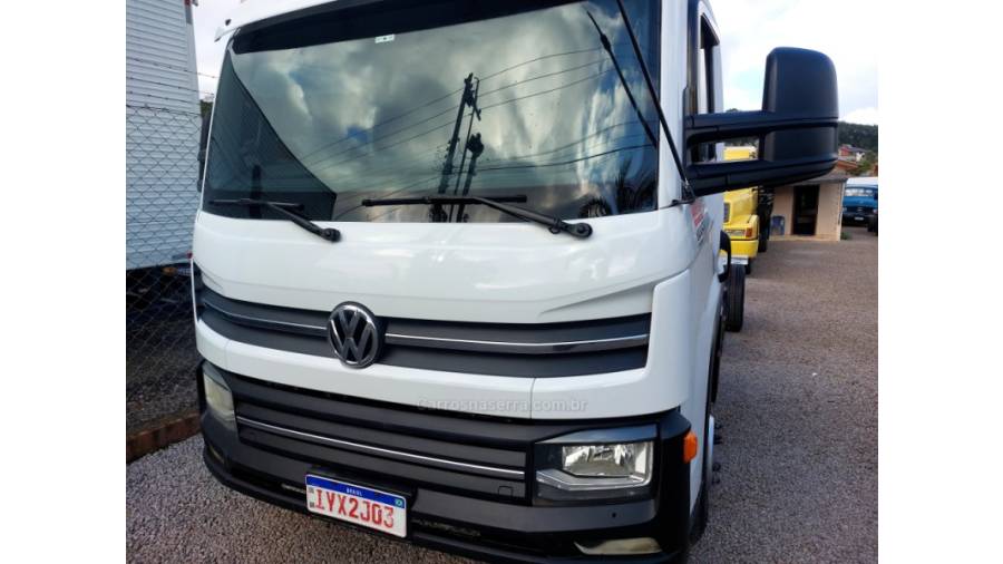 VOLKSWAGEN - 11-180 - 2019/2019 - Branca - Sob Consulta