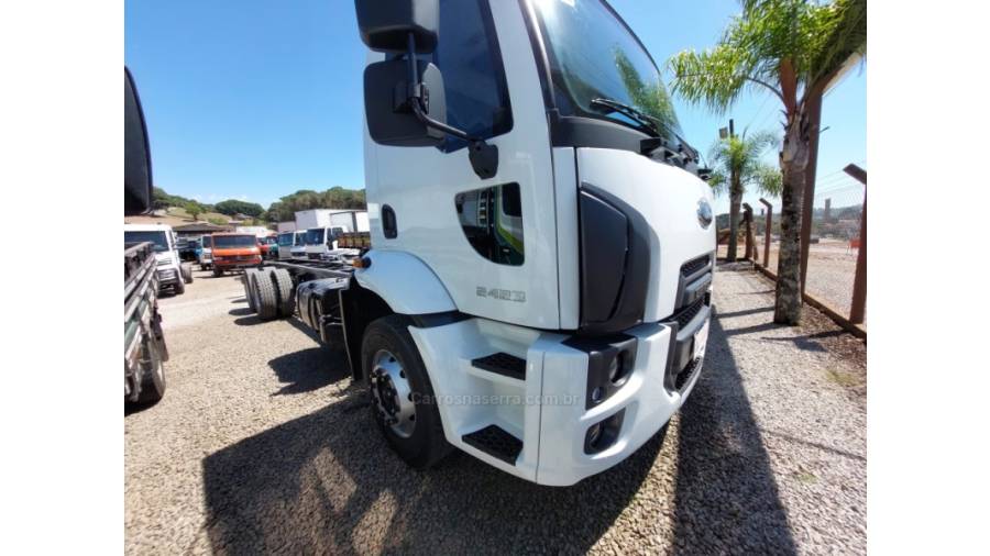 FORD - CARGO 2423 - 2019/2019 - Branca - Sob Consulta