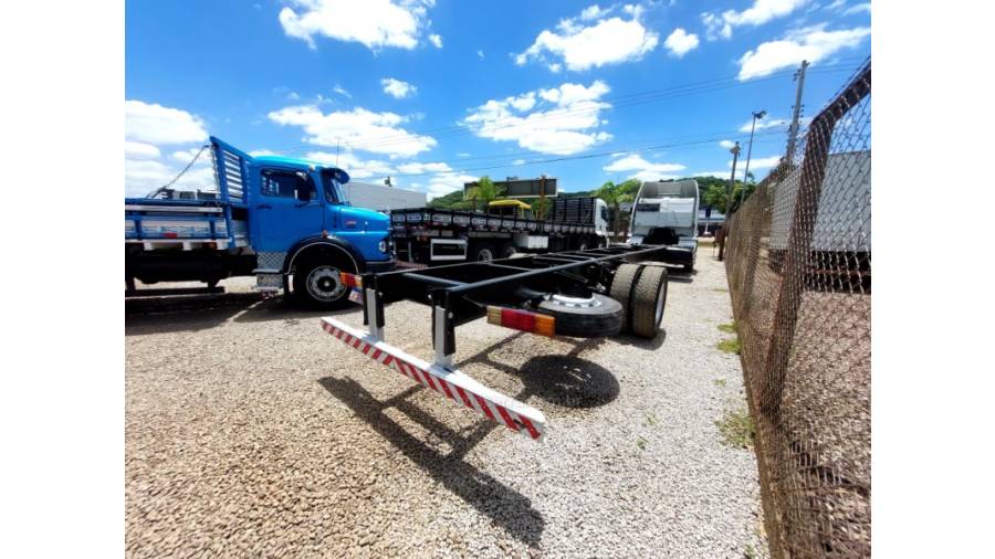 MERCEDES-BENZ - 1728 - 2004/2004 - Branca - Sob Consulta