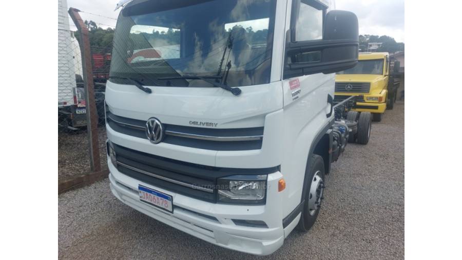 VOLKSWAGEN - 11-180 - 2021/2021 - Branca - Sob Consulta