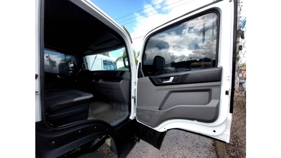 VOLKSWAGEN - 11-180 - 2019/2019 - Branca - Sob Consulta