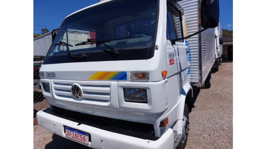 VOLKSWAGEN - 8-150 - 1998/1998 - Branca - Sob Consulta