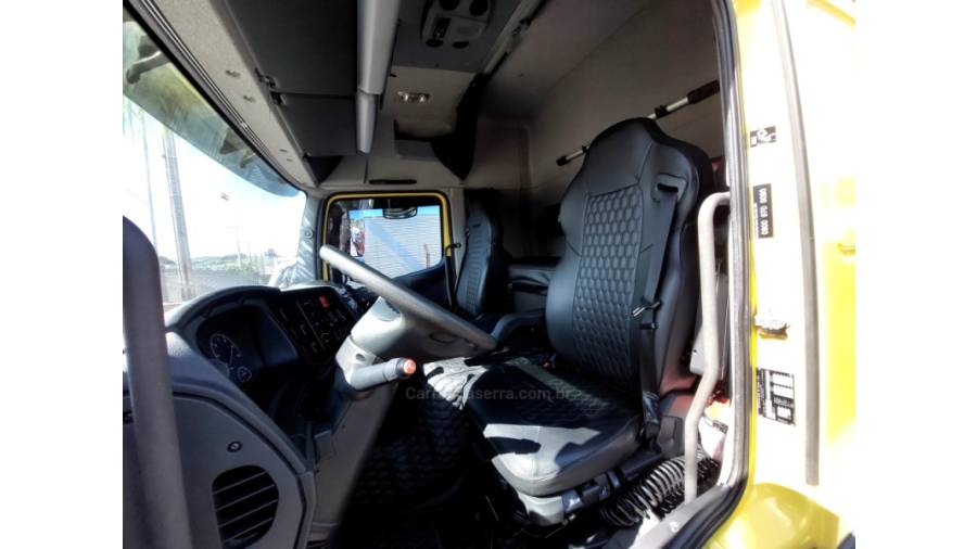 MERCEDES-BENZ - ATEGO 3030 - 2023/2023 - Amarela - Sob Consulta