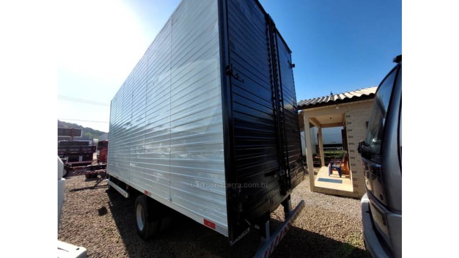 VOLKSWAGEN - 8-150 - 2009/2009 - Vermelha - Sob Consulta