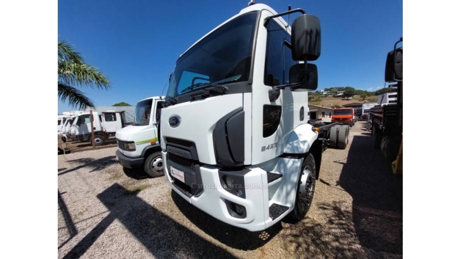 FORD - CARGO 2423 - 2019/2019 - Branca - Sob Consulta