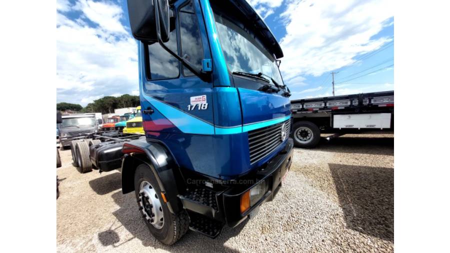 MERCEDES-BENZ - 1718 - 1992/1992 - Azul - Sob Consulta
