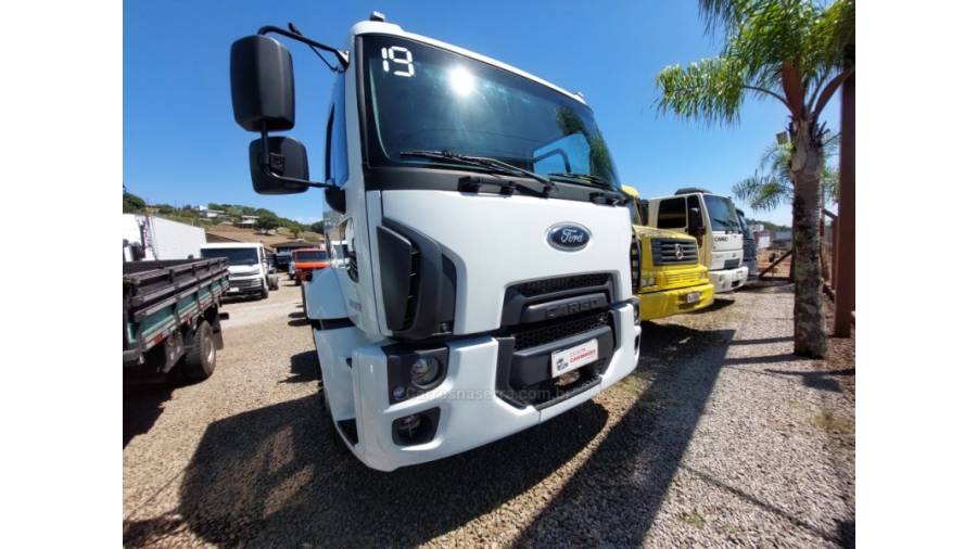 FORD - CARGO 2423 - 2019/2019 - Branca - Sob Consulta