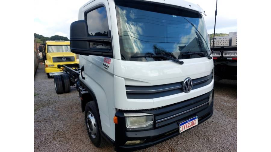 VOLKSWAGEN - 11-180 - 2019/2019 - Branca - Sob Consulta