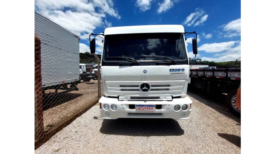 MERCEDES-BENZ - 1728 - 2004/2004 - Branca - Sob Consulta