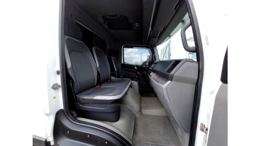 VOLKSWAGEN - 11-180 - 2019/2019 - Branca - Sob Consulta