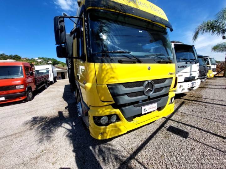 MERCEDES-BENZ - ATEGO 3030 - 2023/2023 - Amarela - Sob Consulta