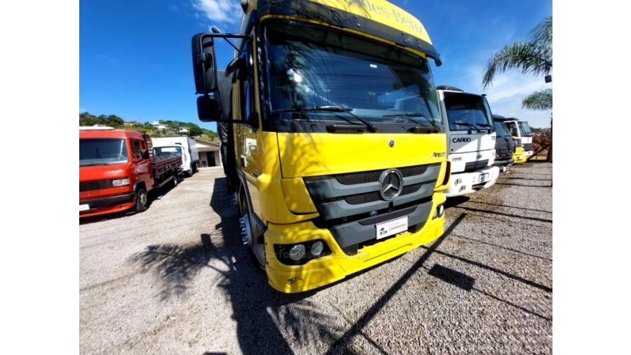 MERCEDES-BENZ - ATEGO 3030 - 2023/2023 - Amarela - Sob Consulta