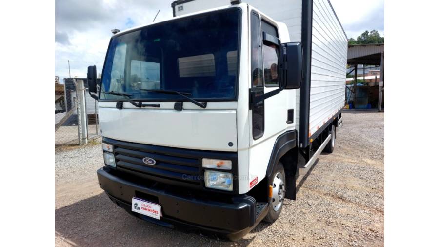 FORD - CARGO 814 - 2000/2000 - Branca - Sob Consulta
