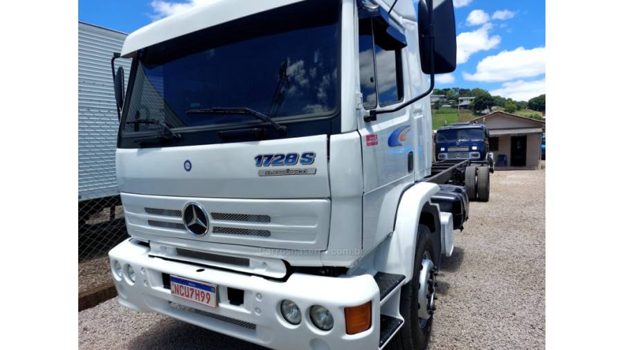 MERCEDES-BENZ - 1728 - 2004/2004 - Branca - Sob Consulta