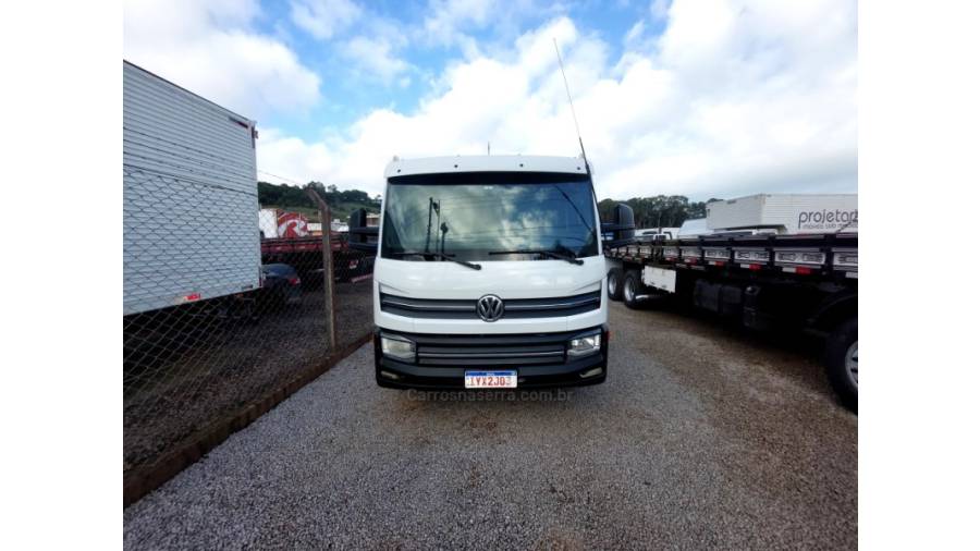 VOLKSWAGEN - 11-180 - 2019/2019 - Branca - Sob Consulta