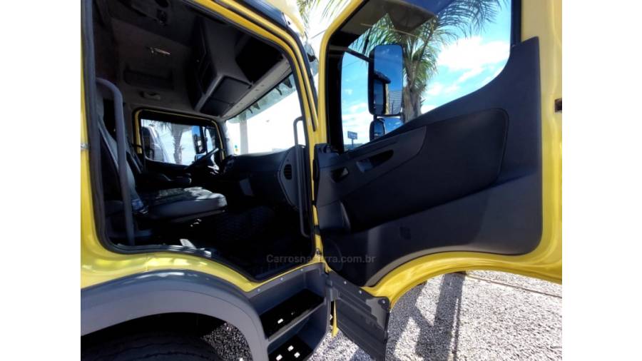 MERCEDES-BENZ - ATEGO 3030 - 2023/2023 - Amarela - Sob Consulta