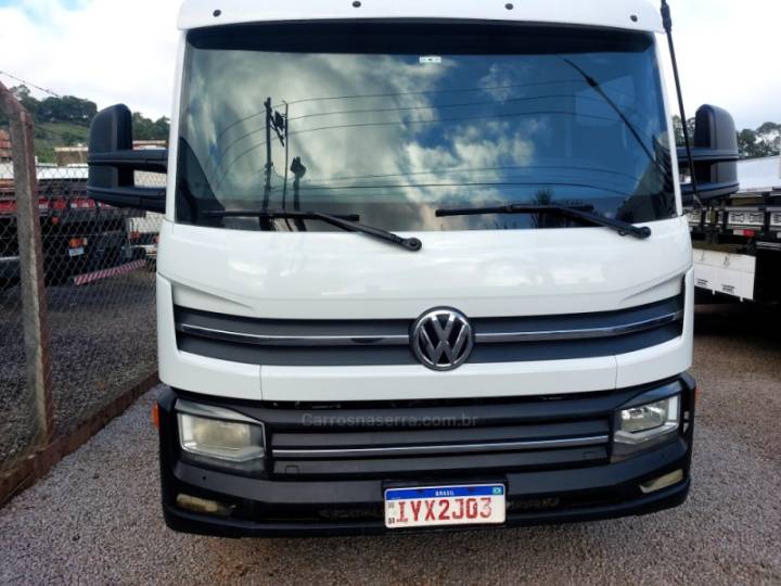 VOLKSWAGEN - 11-180 - 2019/2019 - Branca - Sob Consulta