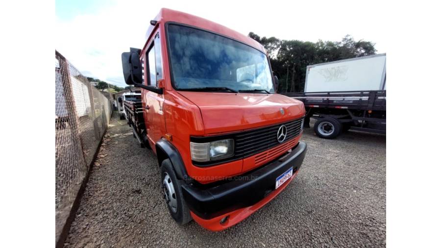 MERCEDES-BENZ - 914 - 1998/1998 - Vermelha - Sob Consulta