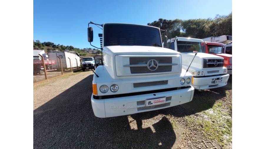 MERCEDES-BENZ - L-1620 - 2004/2004 - Branca - Sob Consulta