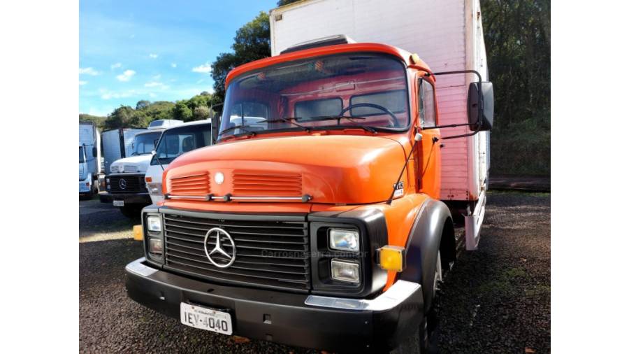 MERCEDES-BENZ - 1113 - 1975/1975 - Vermelha - Sob Consulta